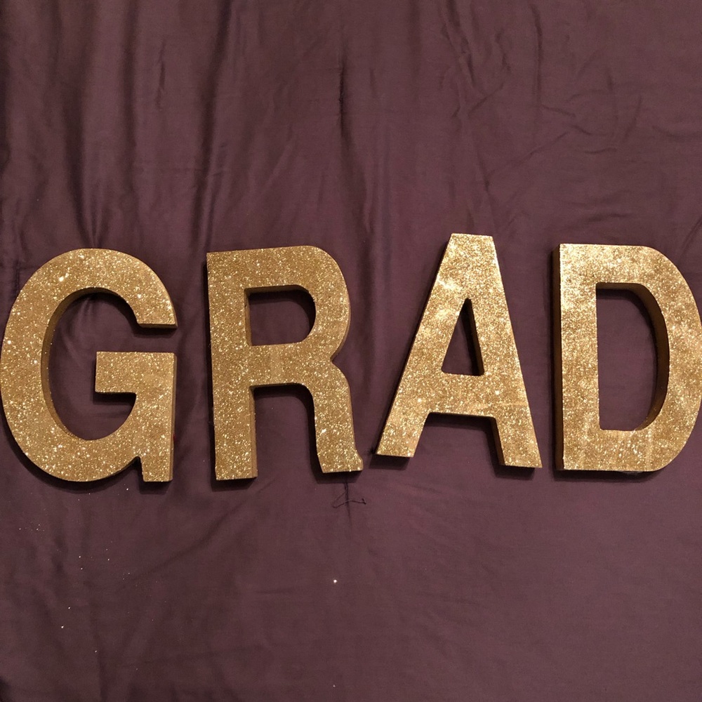 Wooden “GRAD” Letters